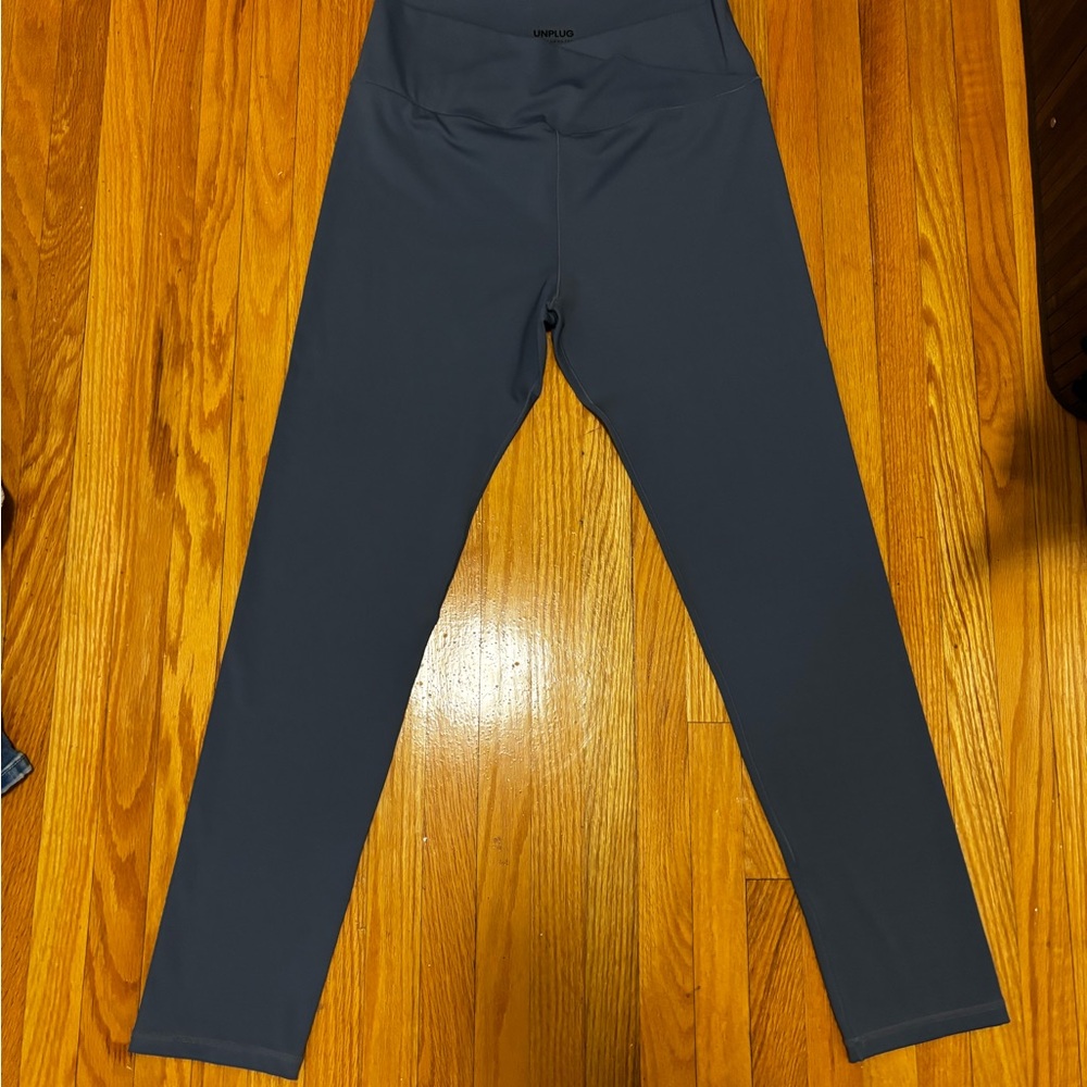 Dark Gray/Blue Leggings
